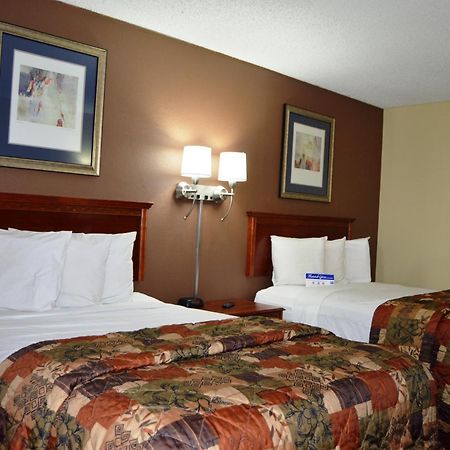 Americas Best Value Inn Tulsa I-44 Room photo